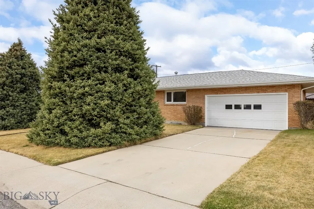 3455 Street Ann Butte MT 59701