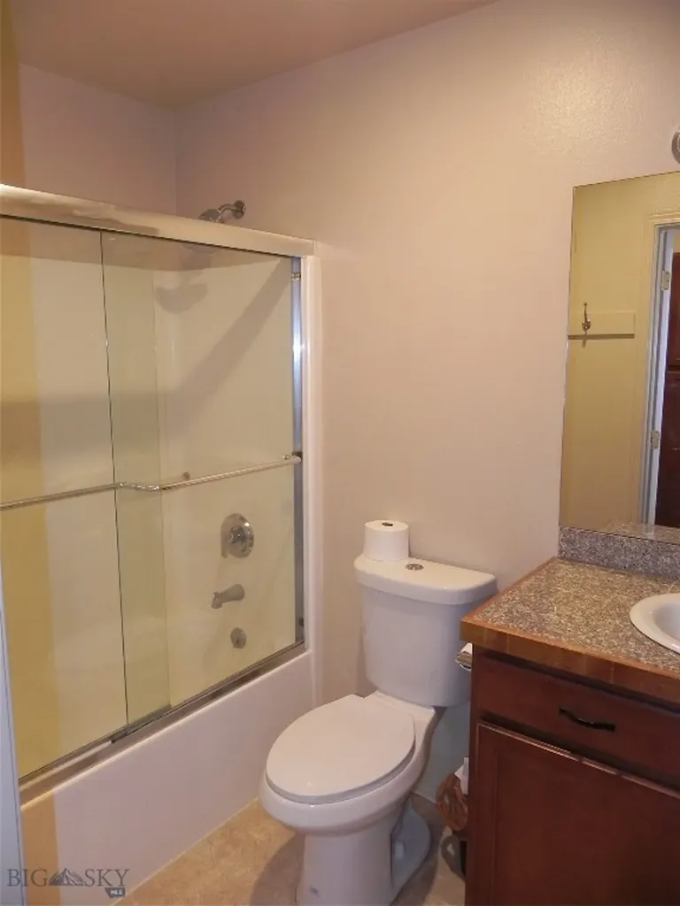 1125 N River Rock Belgrade MT 59714