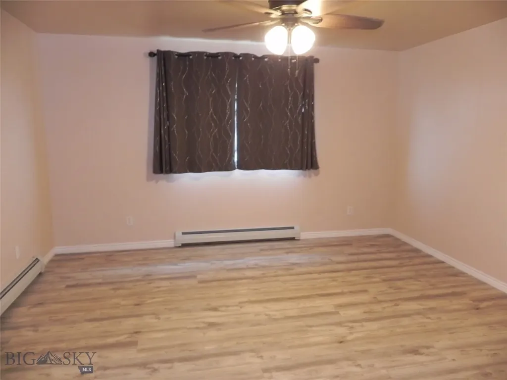 1125 N River Rock Belgrade MT 59714