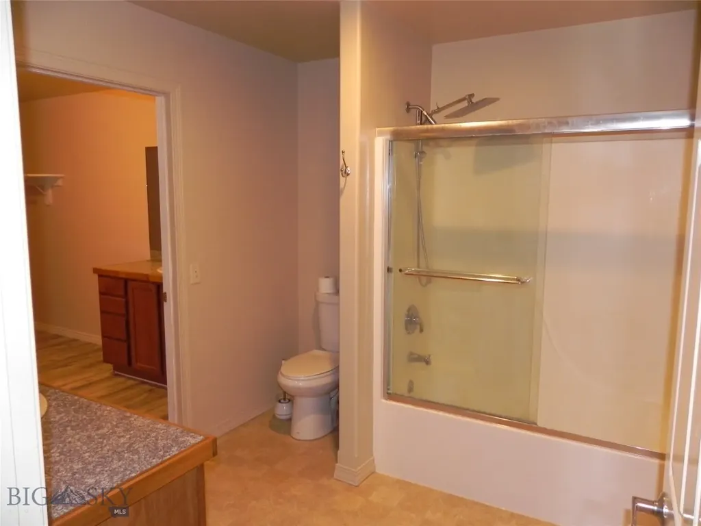 1125 N River Rock Belgrade MT 59714