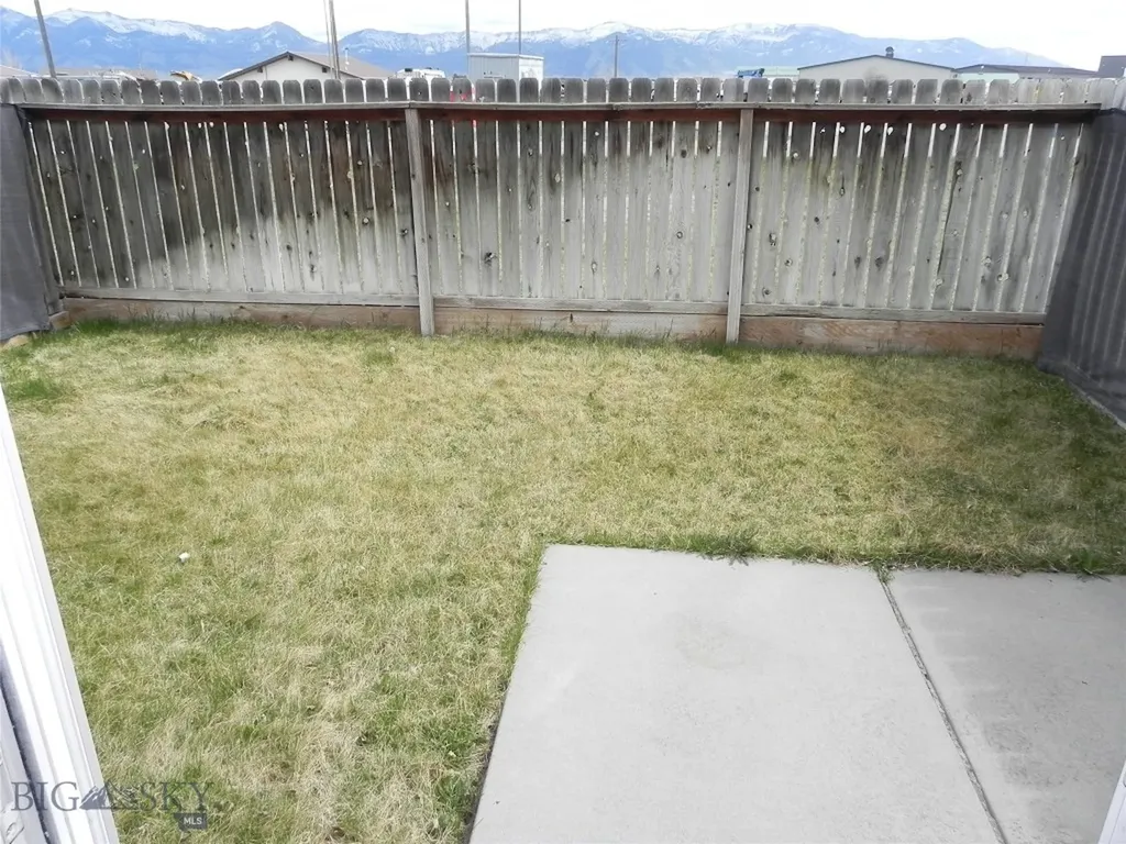 1125 N River Rock Belgrade MT 59714
