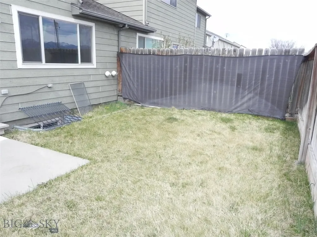 1125 N River Rock Belgrade MT 59714