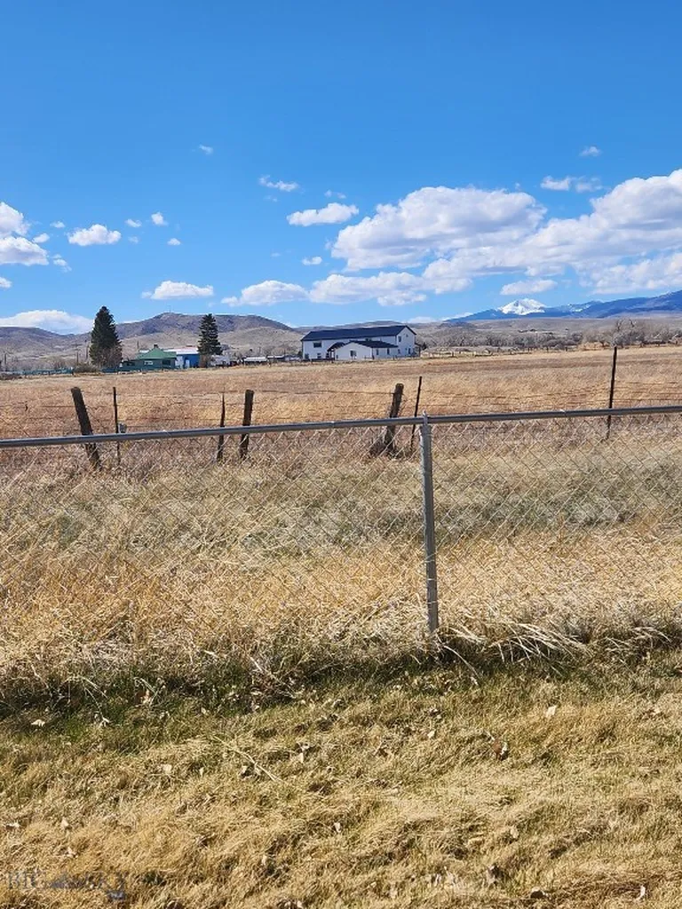 209 Taylor Drive Dillon MT 59725