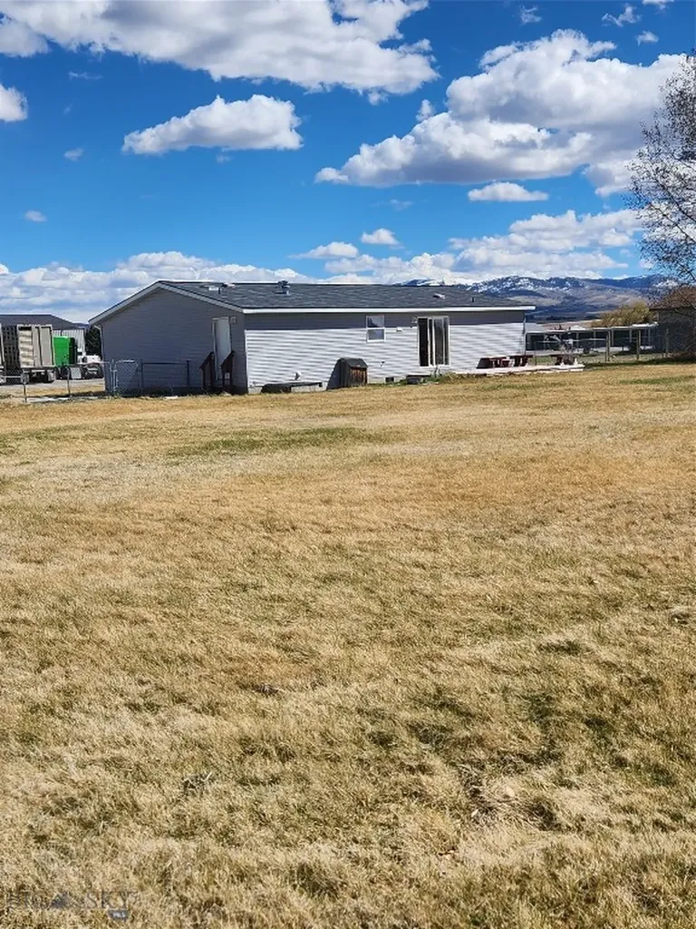 209 Taylor Drive Dillon MT 59725