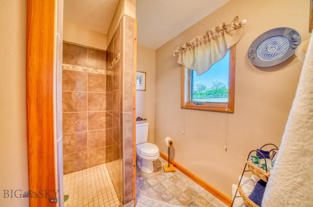 886 Wierda Way Manhattan MT 59741