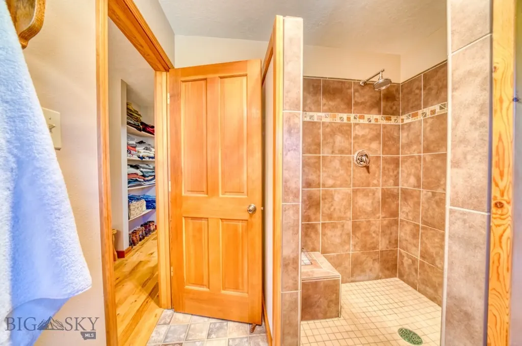 886 Wierda Way Manhattan MT 59741
