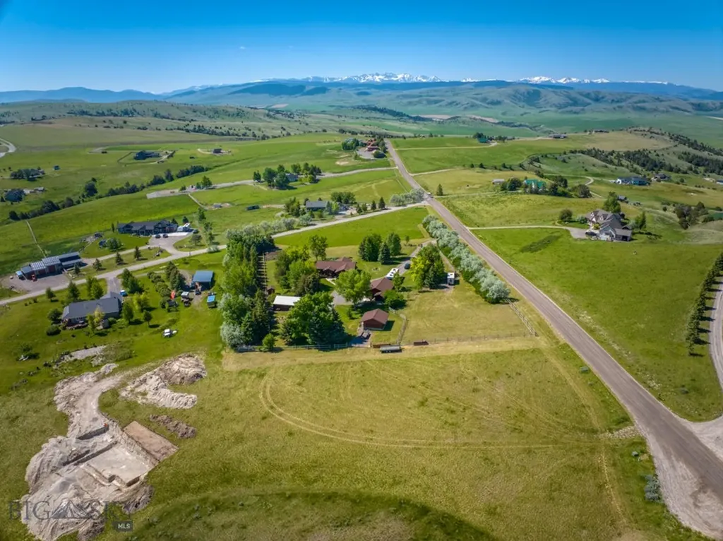 886 Wierda Way Manhattan MT 59741