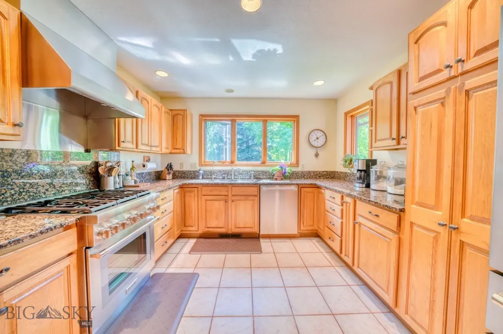 886 Wierda Way Manhattan MT 59741