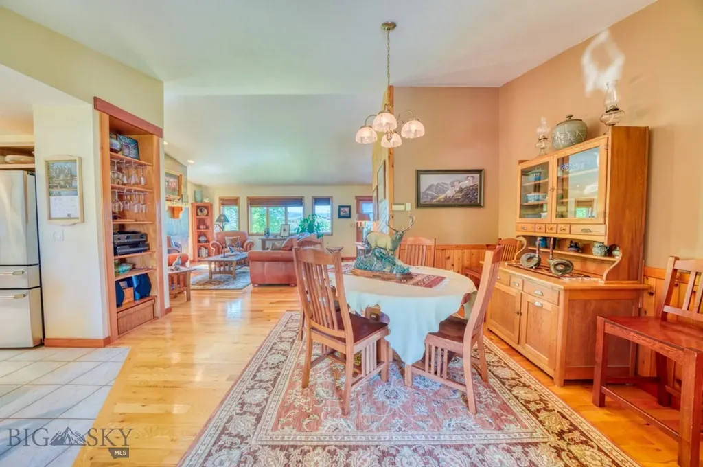 886 Wierda Way Manhattan MT 59741
