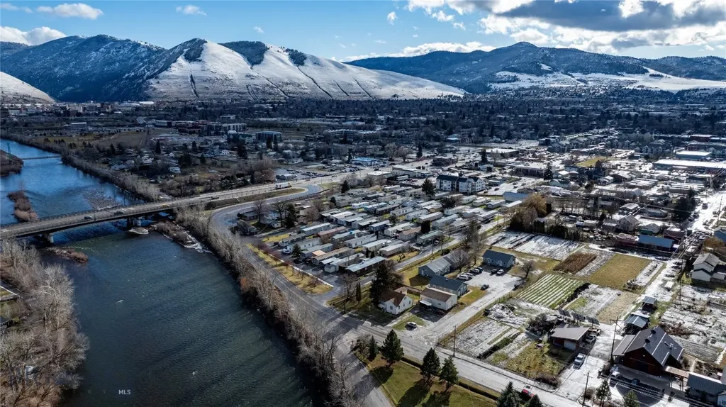 1629 River Road Missoula MT 59801