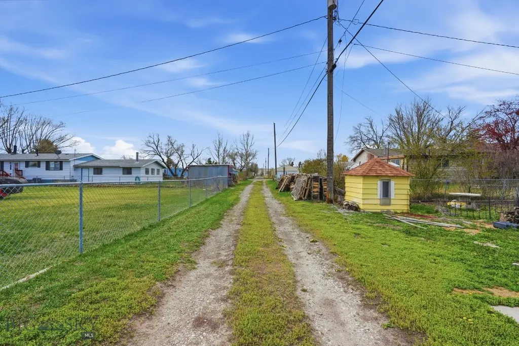 405 4th Avenue E Three Forks MT 59752