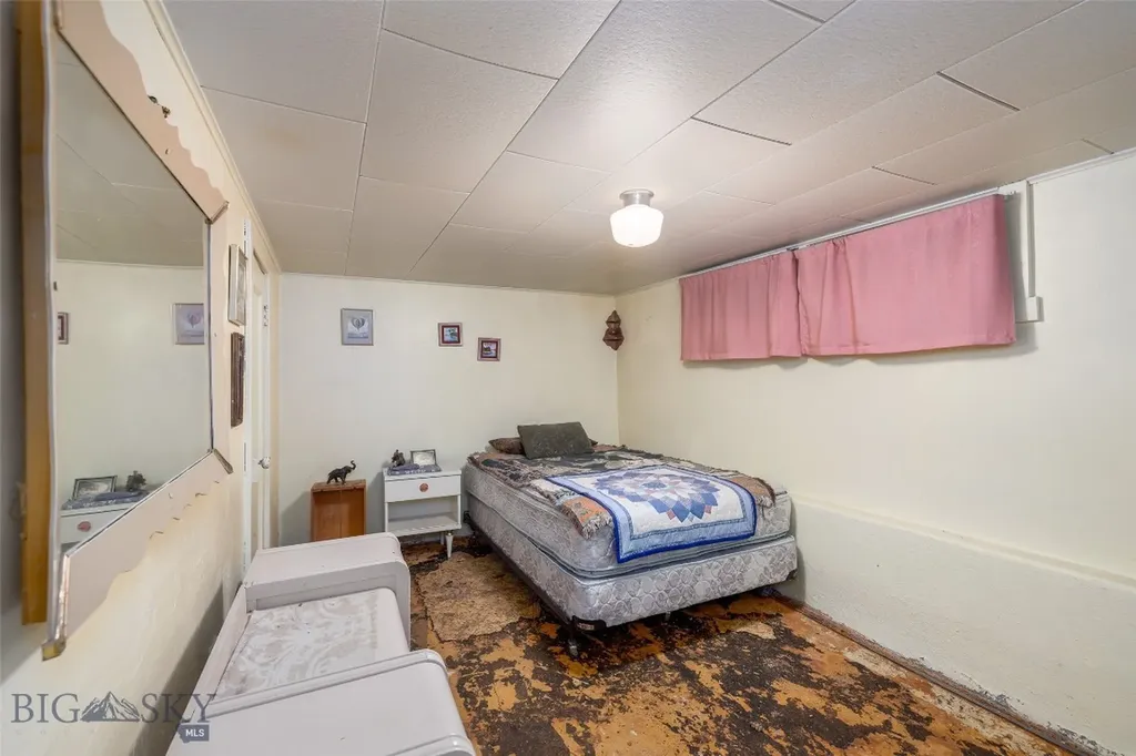 226 S E Street Livingston MT 59047