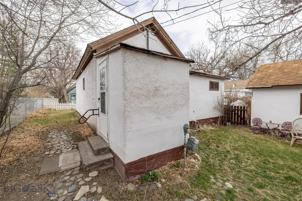 226 S E Street Livingston MT 59047