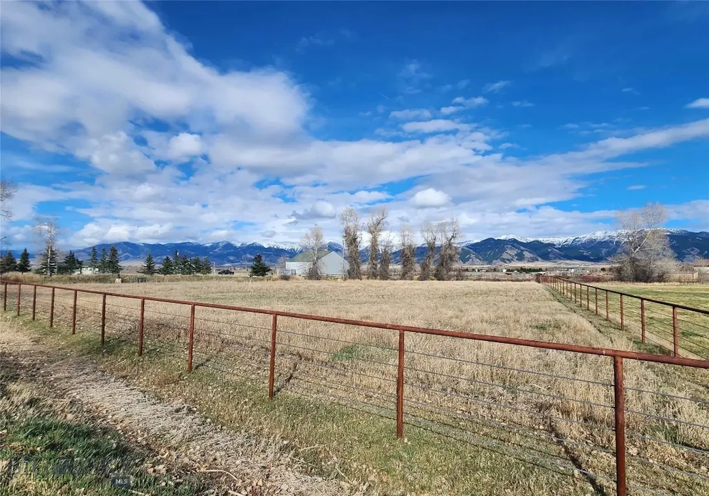 4040 Nelson Road Belgrade MT 59714