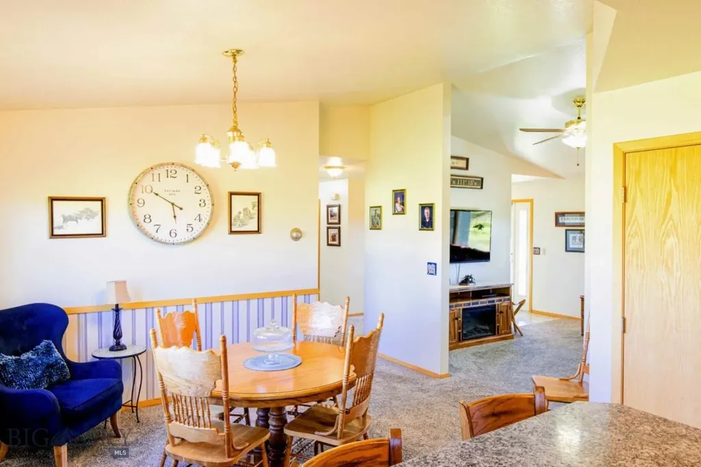 4040 Nelson Road Belgrade MT 59714