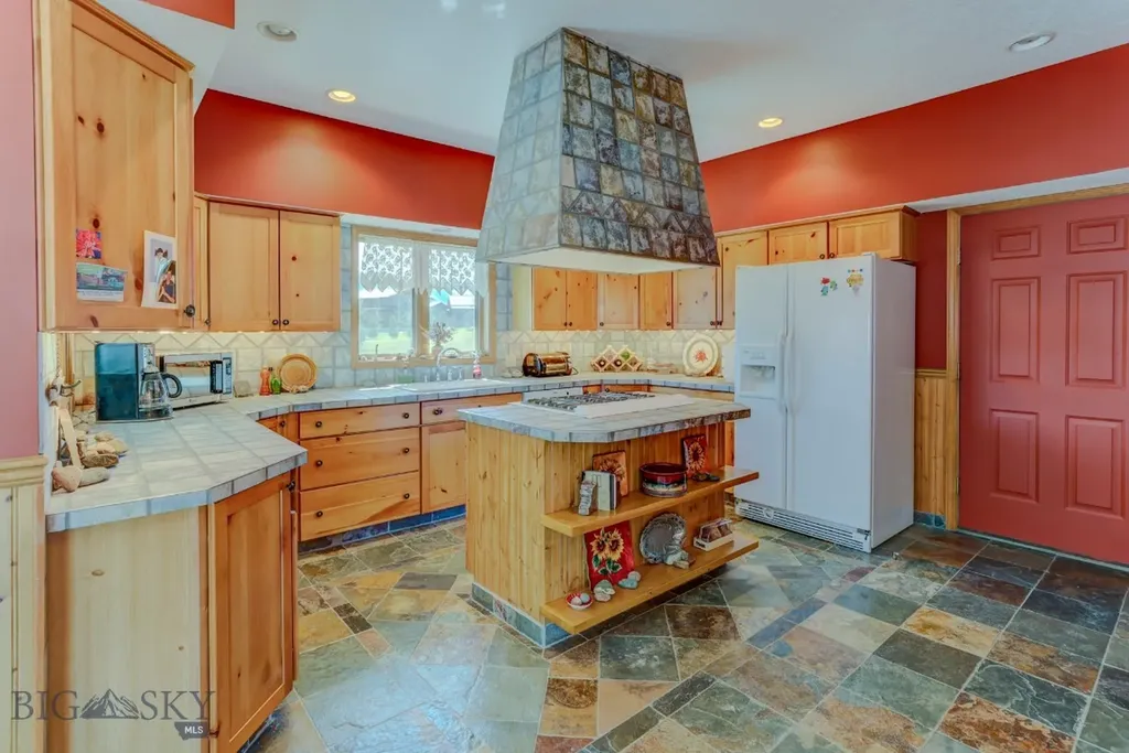 52 Eastep Lane Livingston MT 59047