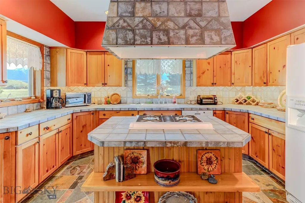52 Eastep Lane Livingston MT 59047