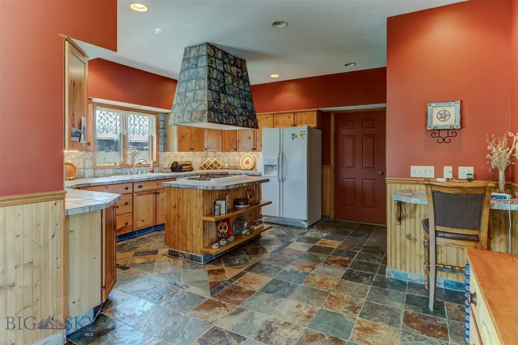 52 Eastep Lane Livingston MT 59047