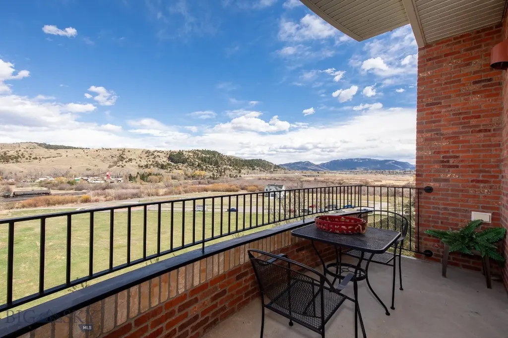 150 Village Crossing Way Bozeman MT 59715