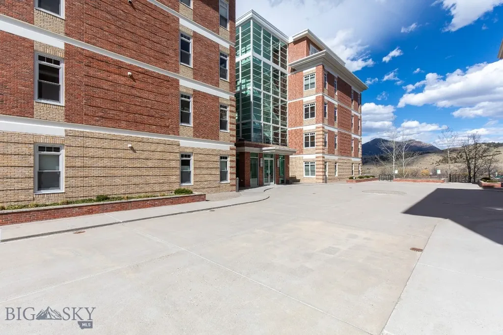 150 Village Crossing Way Bozeman MT 59715