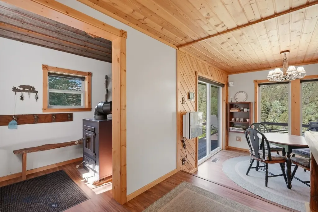 1105 South Boulder Road Cardwell MT 59721