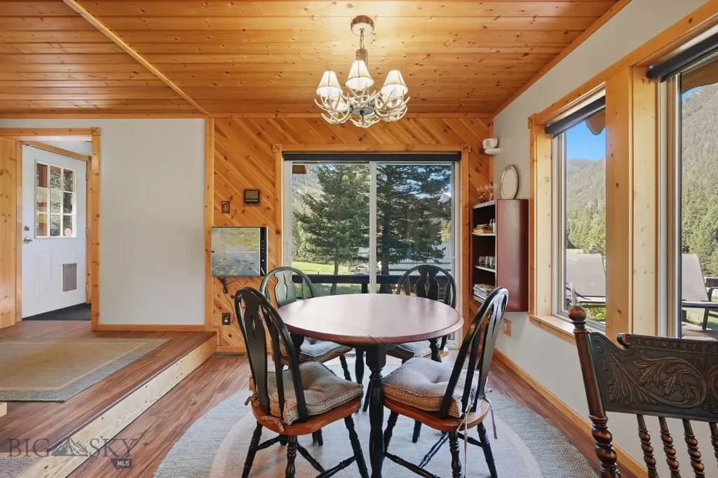 1105 South Boulder Road Cardwell MT 59721