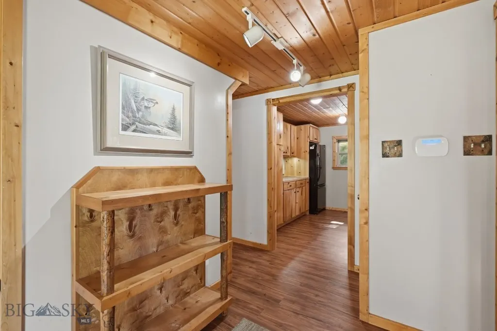 1105 South Boulder Road Cardwell MT 59721