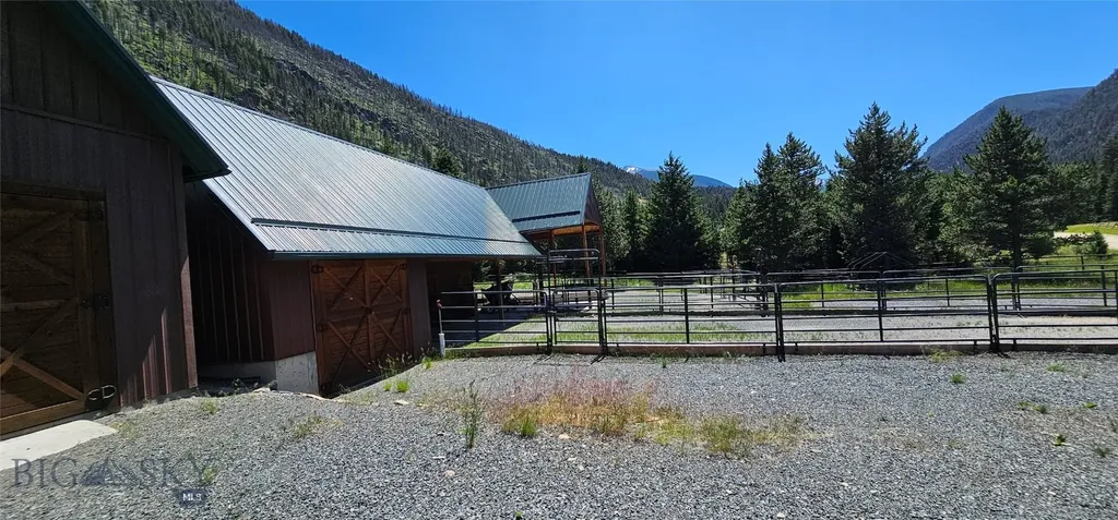 1105 South Boulder Road Cardwell MT 59721