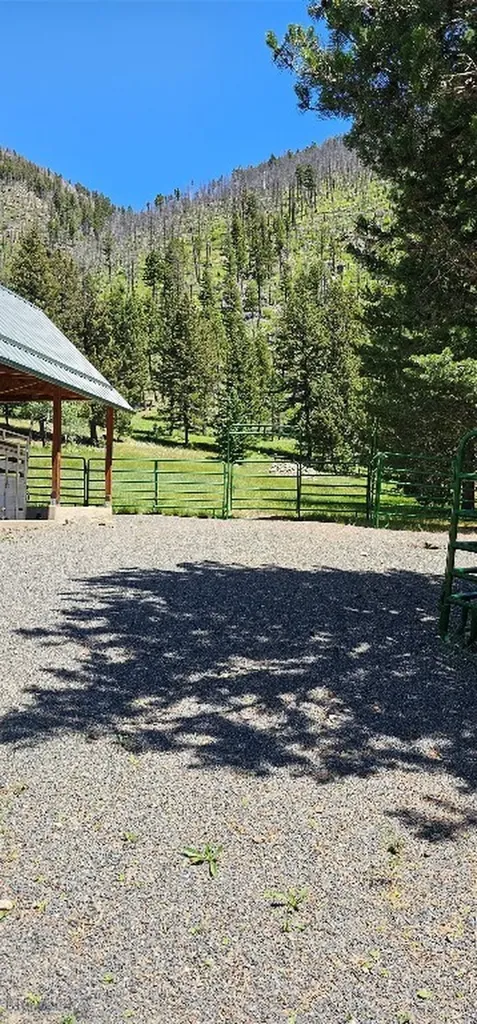 1105 South Boulder Road Cardwell MT 59721