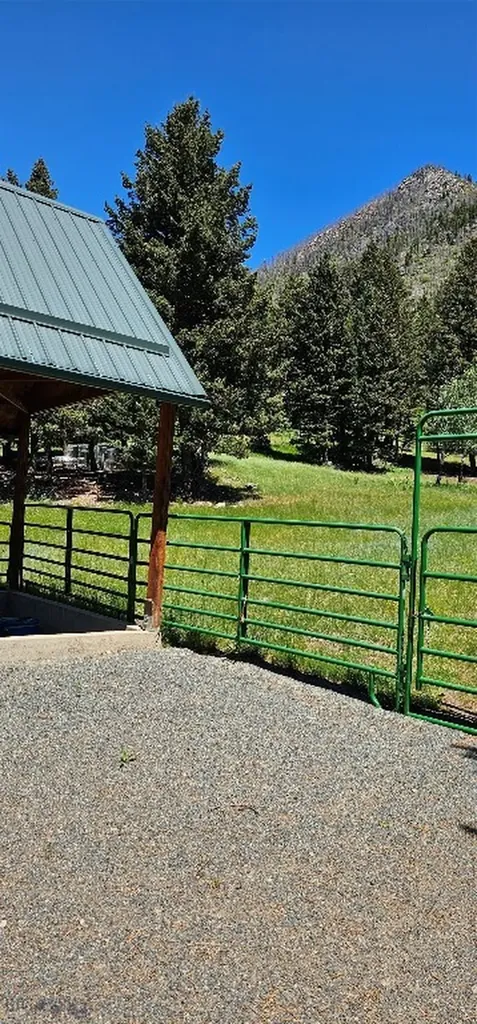 1105 South Boulder Road Cardwell MT 59721