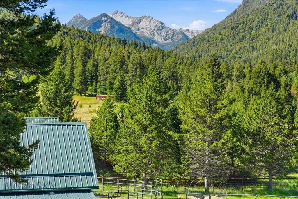 1105 South Boulder Road Cardwell MT 59721