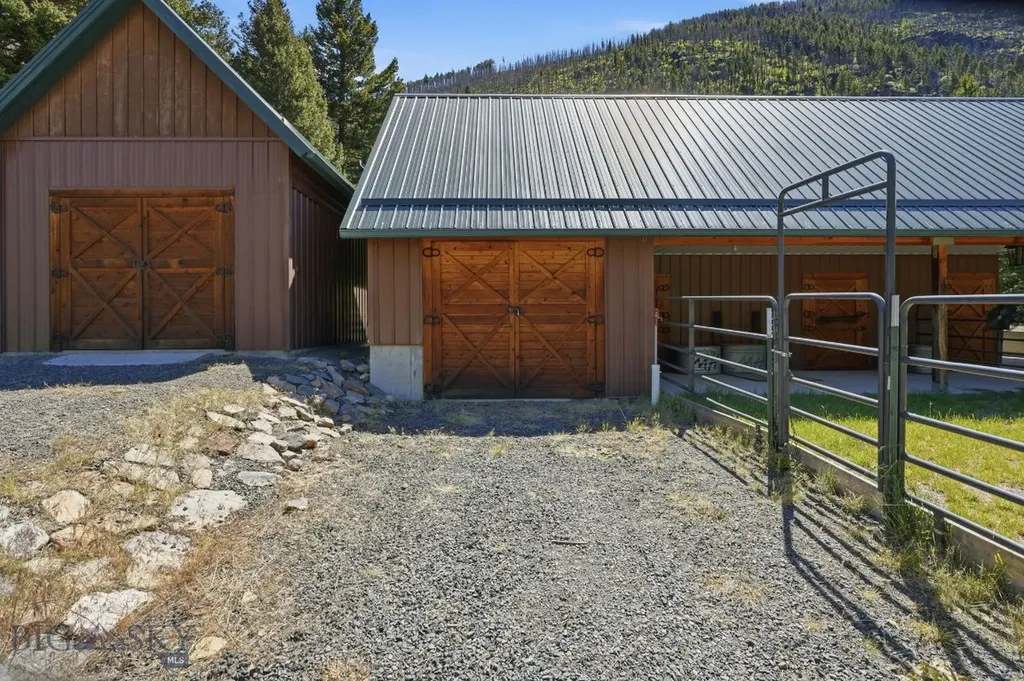 1105 South Boulder Road Cardwell MT 59721