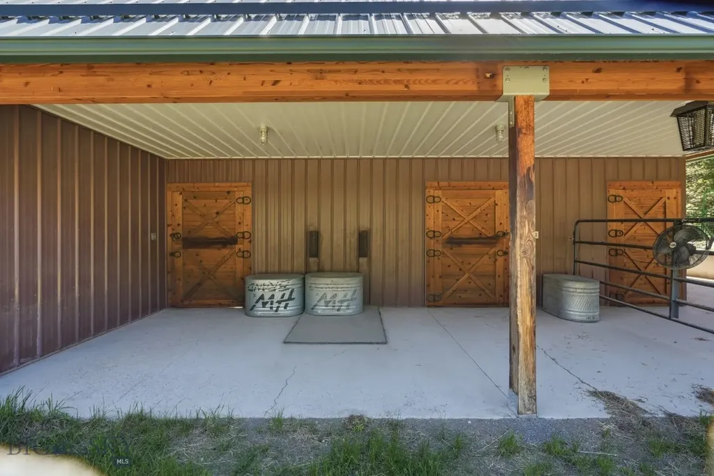 1105 South Boulder Road Cardwell MT 59721