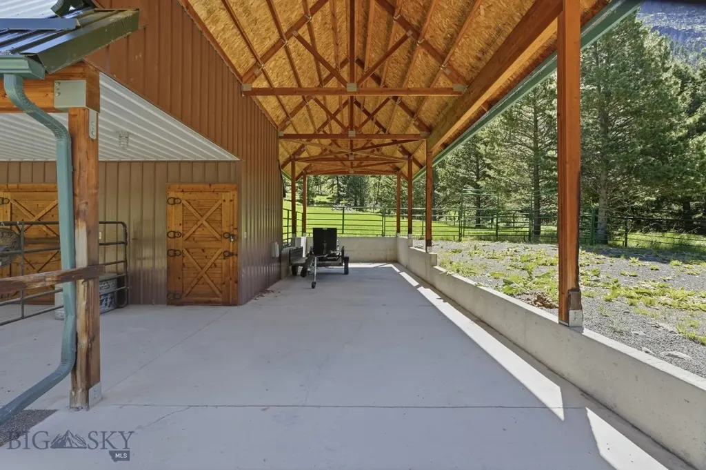 1105 South Boulder Road Cardwell MT 59721