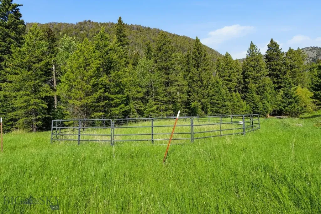 1105 South Boulder Road Cardwell MT 59721
