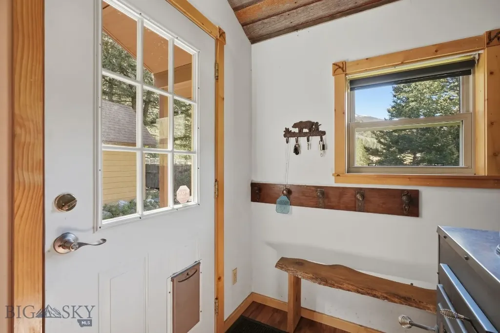 1105 South Boulder Road Cardwell MT 59721