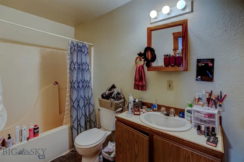 332 S Main Street Livingston MT 59047