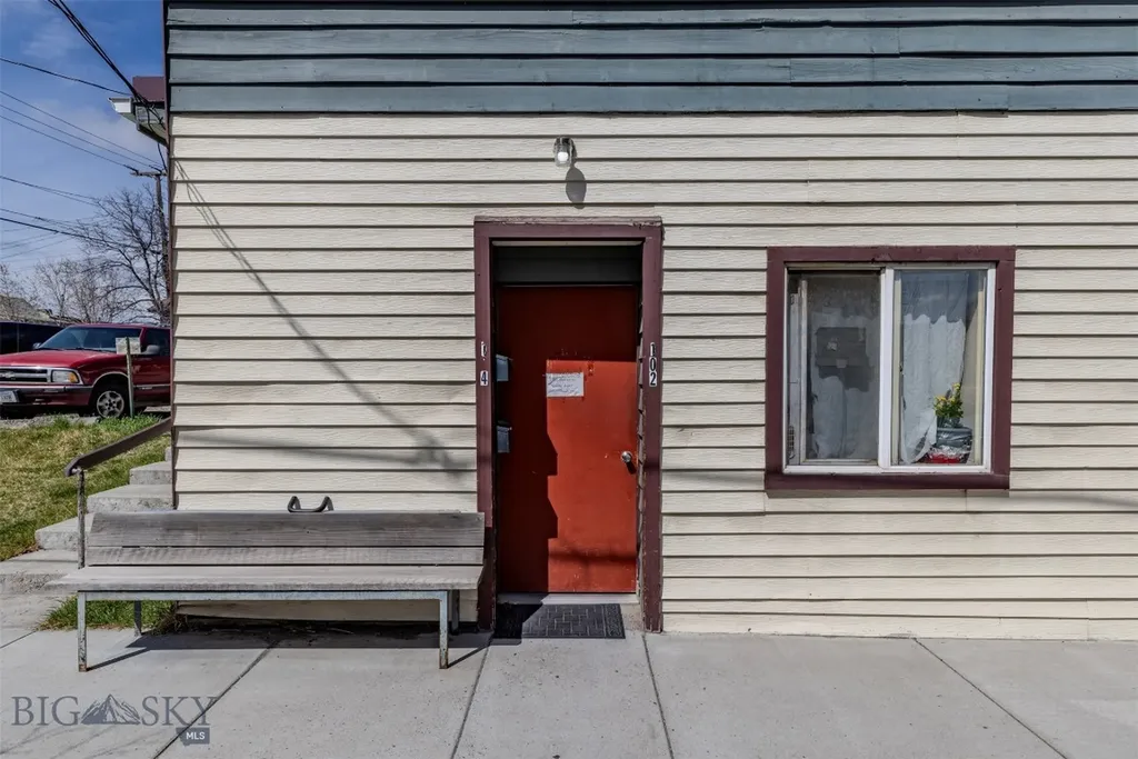 332 S Main Street Livingston MT 59047