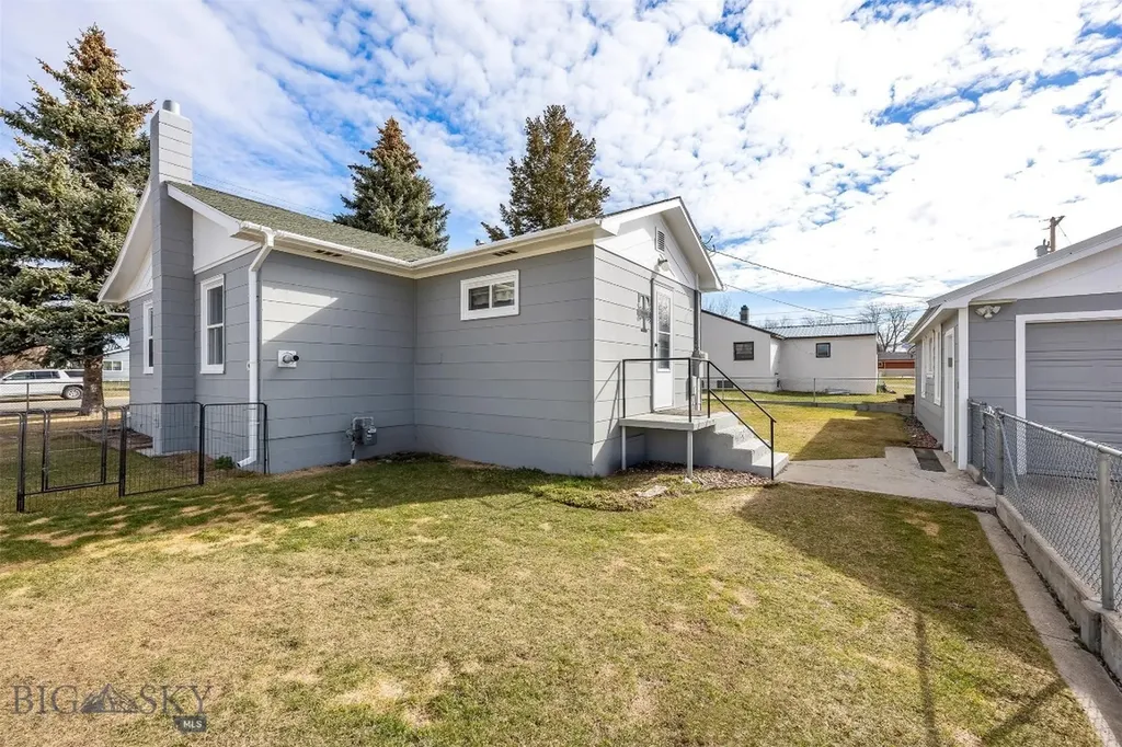 504 Conley Avenue Deer Lodge MT 59722