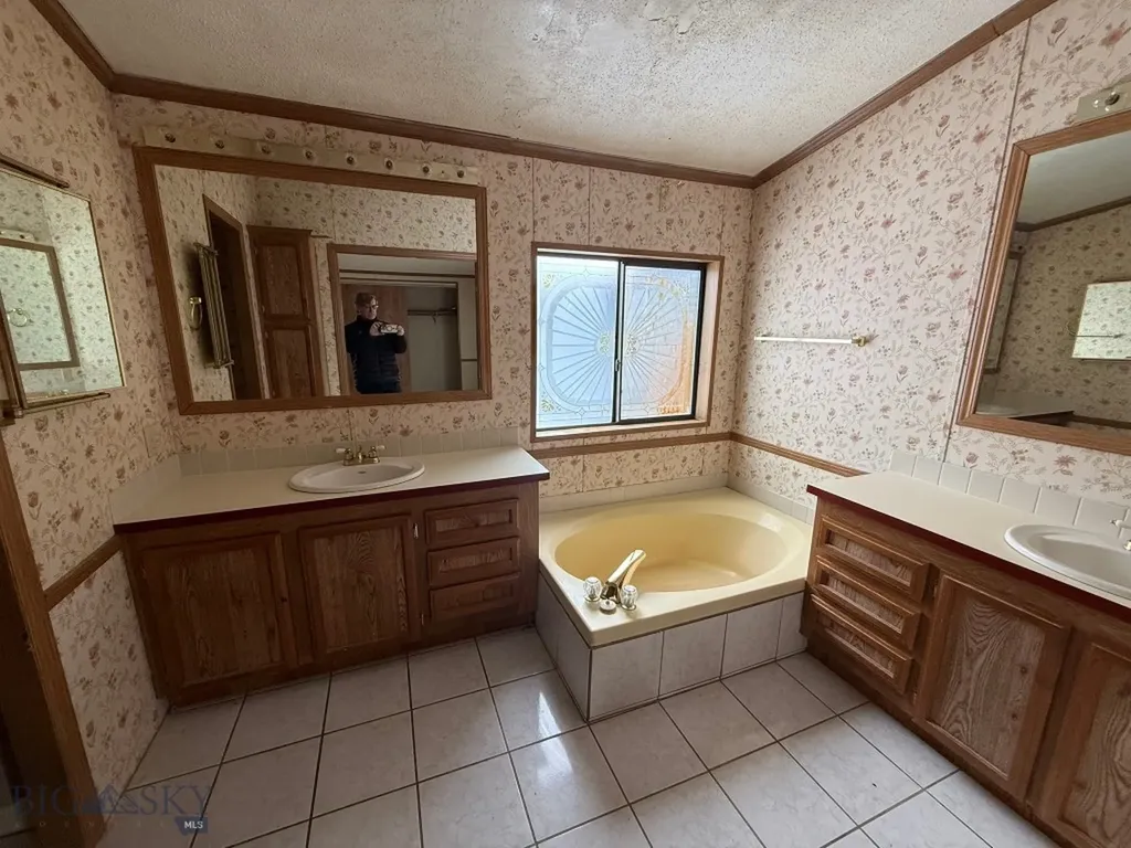103 Howe Street Anaconda MT 59711