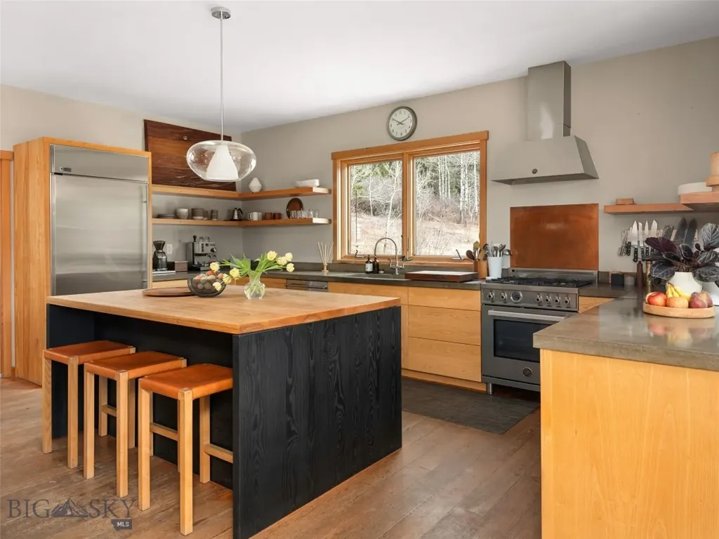 210 Upper Kelly Creek Road Bozeman MT 59715
