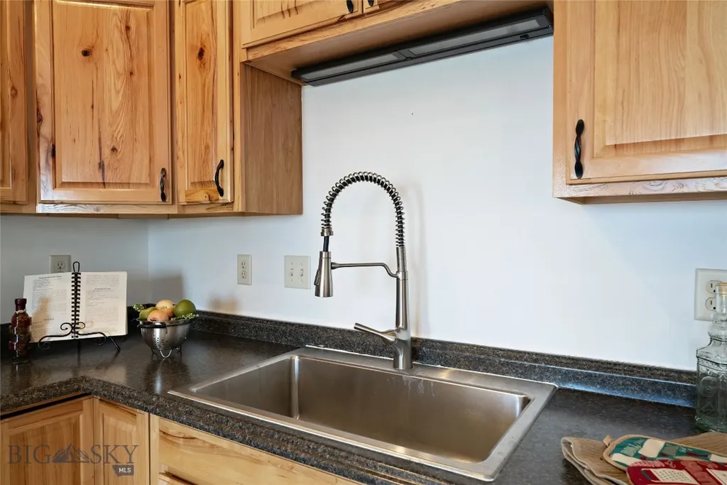 129 Village Drive Belgrade MT 59714