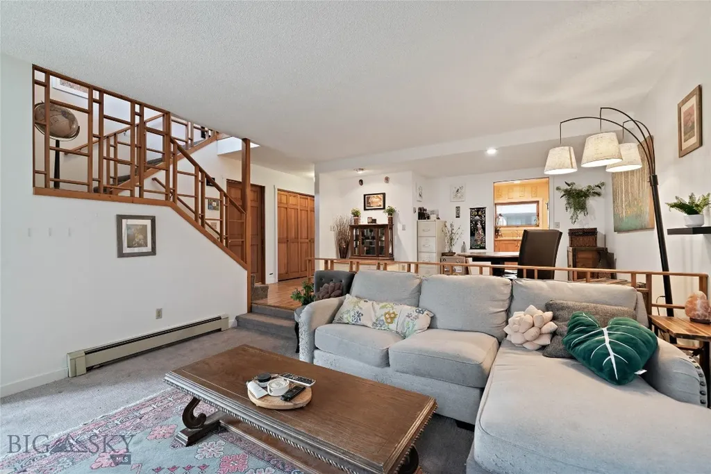 206 Pioneer Way Bozeman MT 59715