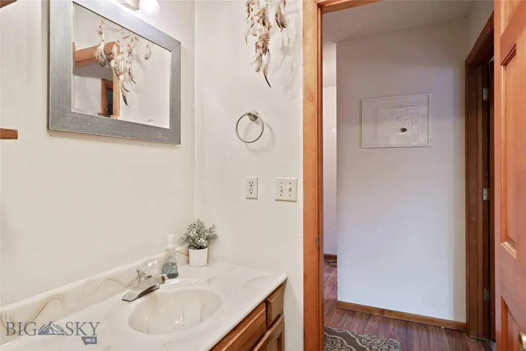 206 Pioneer Way Bozeman MT 59715