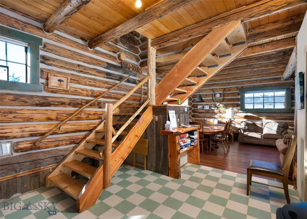 212 Hebgen Lodge Road West Yellowstone MT 59758