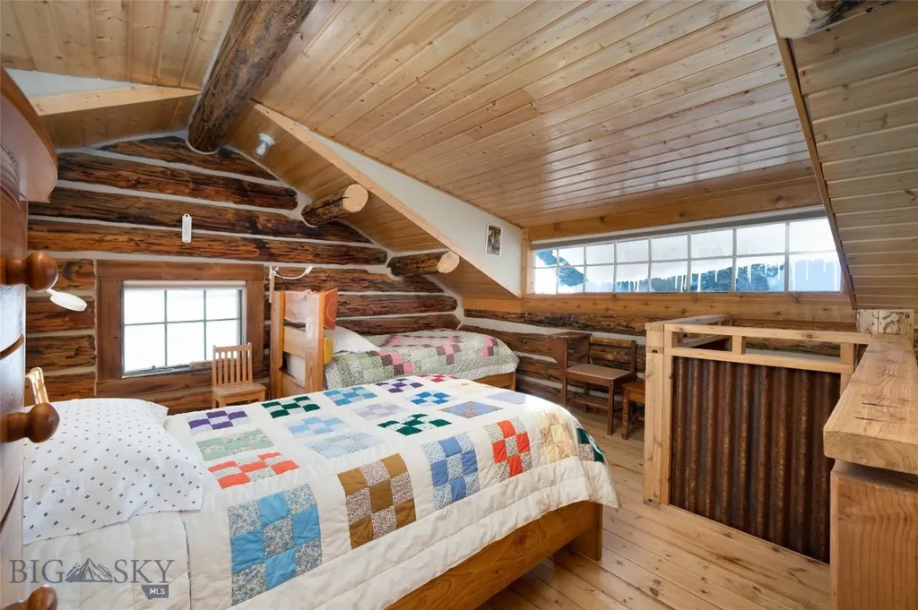 212 Hebgen Lodge Road West Yellowstone MT 59758