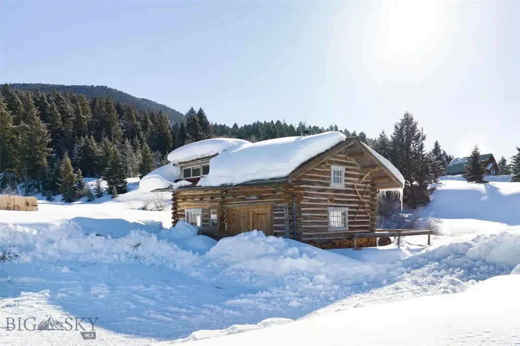 212 Hebgen Lodge Road West Yellowstone MT 59758