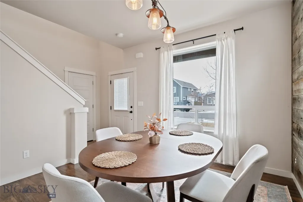73 Ramshorn Peak Lane Bozeman MT 59718