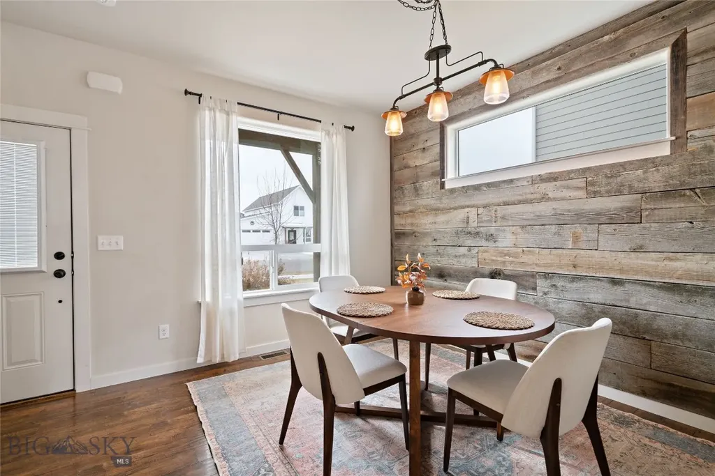 73 Ramshorn Peak Lane Bozeman MT 59718