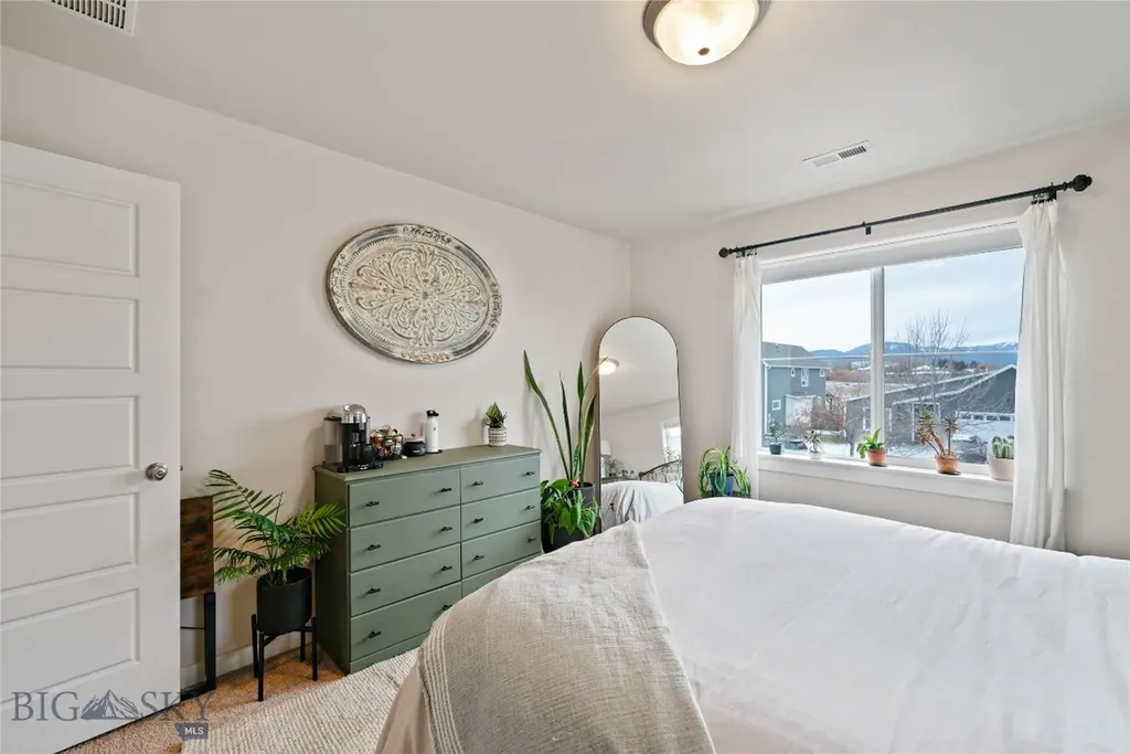 73 Ramshorn Peak Lane Bozeman MT 59718